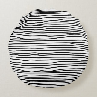 Abstract horizontal lines_black round cushion