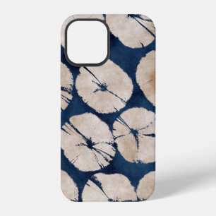 Abstract oriental floral motif. Seamless pattern.p iPhone 12 Case