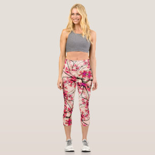 Abstract Red Floral Seamless Pattern Capri Leggings