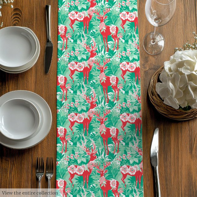 Abstract red green preppy Christmas table runner (Abstract red green preppy Christmas table runner)