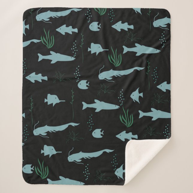 Abstract underwater pattern with fishes and seawee sherpa blanket (Front)