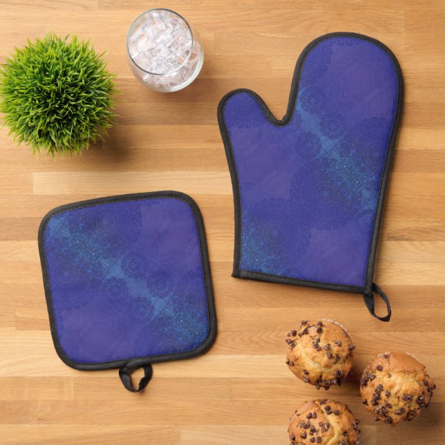 Acceptance | Blue Indigo Violet Boho Medallions Oven Mitt & Pot Holder Set (Top Down)