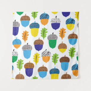 Acorn Autumn: Vintage Leafy Pattern. Tapestry