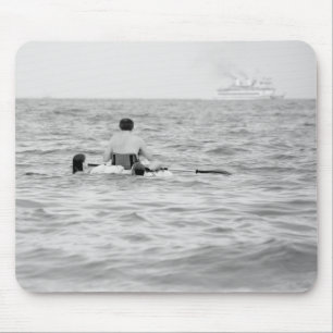 Across the Ocean - Mousepad