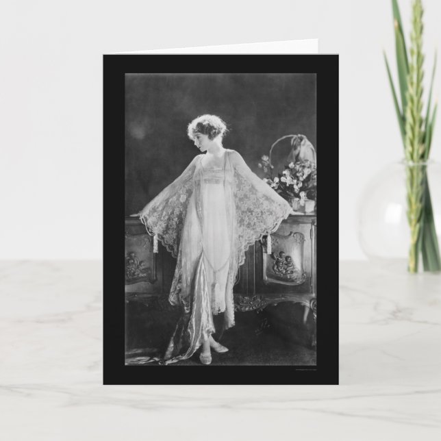 Actress Lillian Gish 1922 Card (Front)