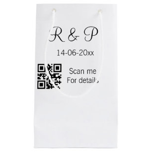 Add couple name date year Q R code here wedding te Small Gift Bag