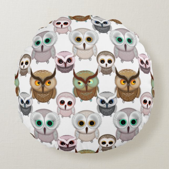 Adorable Illustrated Owls Pattern Round Cushion (Front)