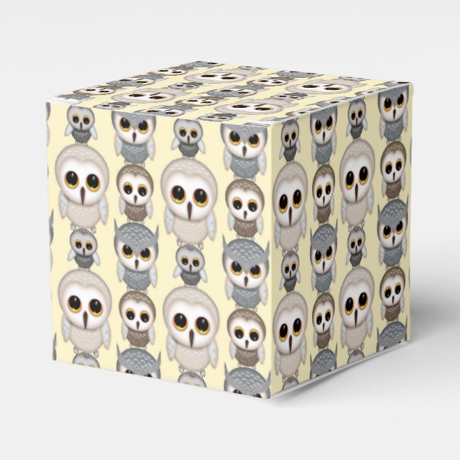 Adorable Owls Pattern on Light Yellow Background Favour Box (Front Side)