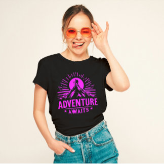"Adventure Awaits" T-Shirt