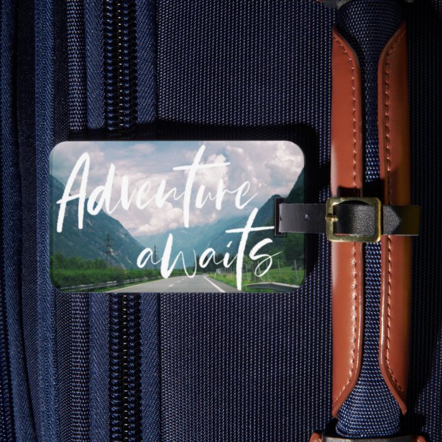 Adventure Awaits Travel Luggage Luggage Tag (Front Insitu 4)
