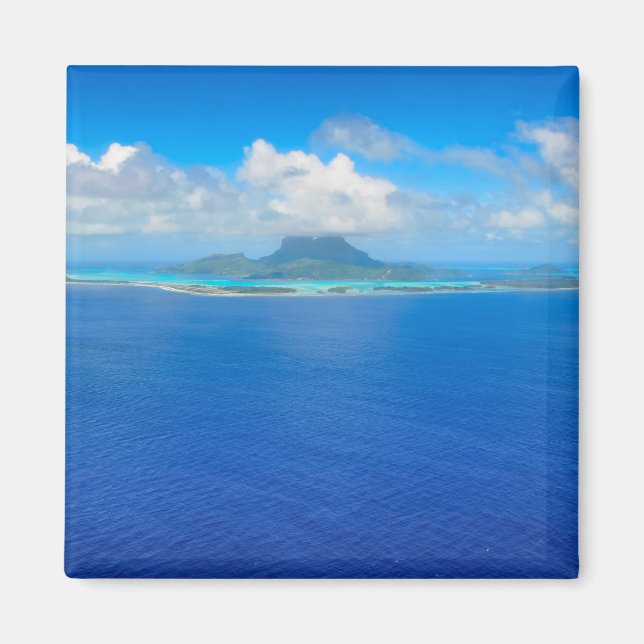 Aerial view over Bora Bora magnet (Front)