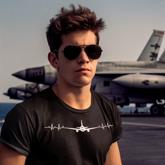Aeroplane Heartbit T-Shirt (Creator Uploaded)
