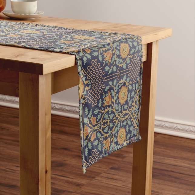 Aesthetic Style Rose Flowers Pattern Short Table Runner (In Situ)