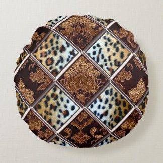 African Cheetah Patchwork Elegance – Bold Heritage Round Cushion
