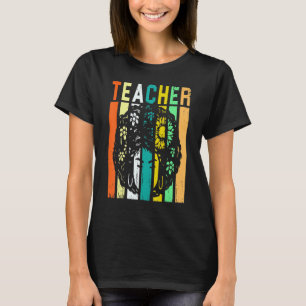 Afro Retro Black History Month   Black Woman Teach T-Shirt