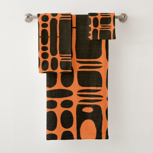 Afrocentric Bathroom Bold Brown & Chrome Orange Bath Towel Set (Insitu)