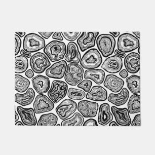 Agate slices in black and white doormat