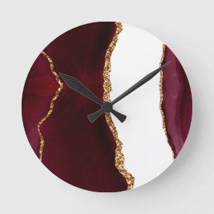Agate wine list and gold round clock