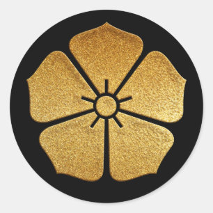 Akechi Kamon Toki Kikyo in Gold Classic Round Sticker