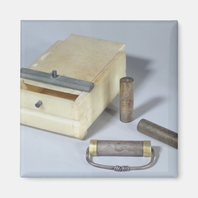 Alabaster box and bronze and silver seal cylinders magnet (Front)