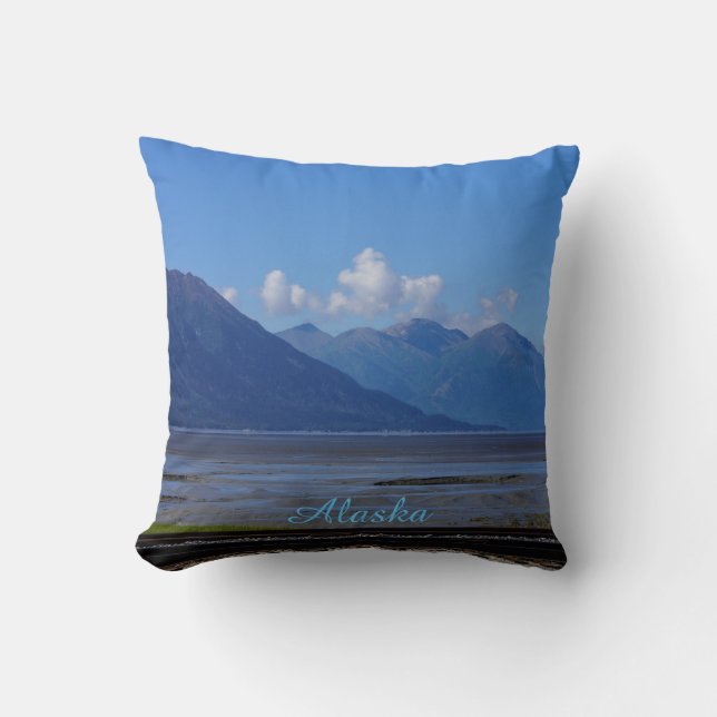 Alaska Beauty Cushion (Front)