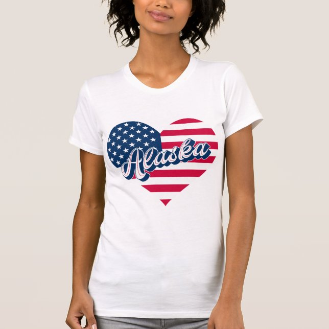 Alaska USA Heart Flag  – Patriotic Alaska Design  T-Shirt (Front)