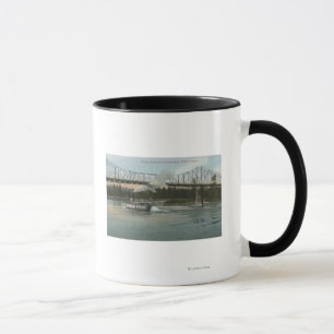 Albany, Oregon - Paddle Boat Crossing Willamette Mug