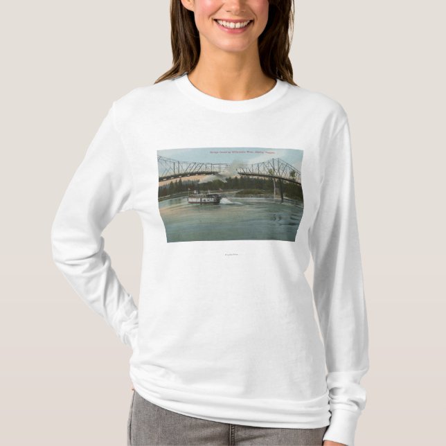 Albany, Oregon - Paddle Boat Crossing Willamette T-Shirt (Front)