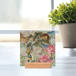 Alice Cheshire Cat Wonderland Tree Garden