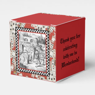 Alice in the Queen's Courtyard 1 Favour Box