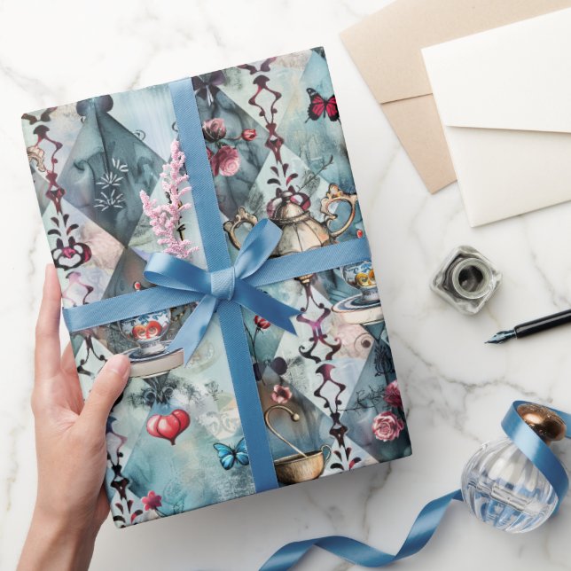 Alice in Wonderland Pattern Wrapping Paper (Gifting)
