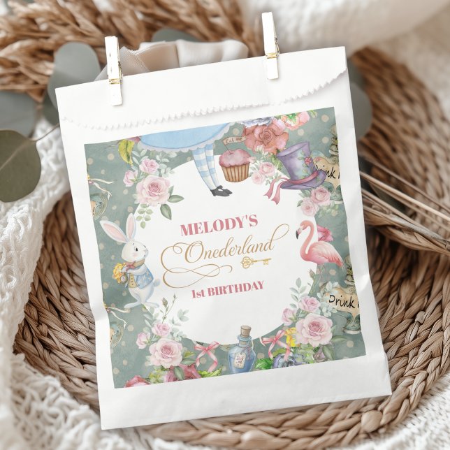 Alice in Wonderland Vintage 1st birthday Favour Bags (Creator Uploaded)