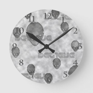 Alien Believe Round Clock