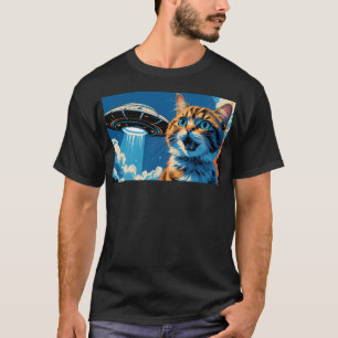 Alien Cat Selfie Ufo For Cat Lovers Funny Cat Owne T-Shirt