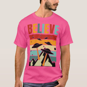 Alien Conspiracy Gift New Mexico Area 51 T-Shirt