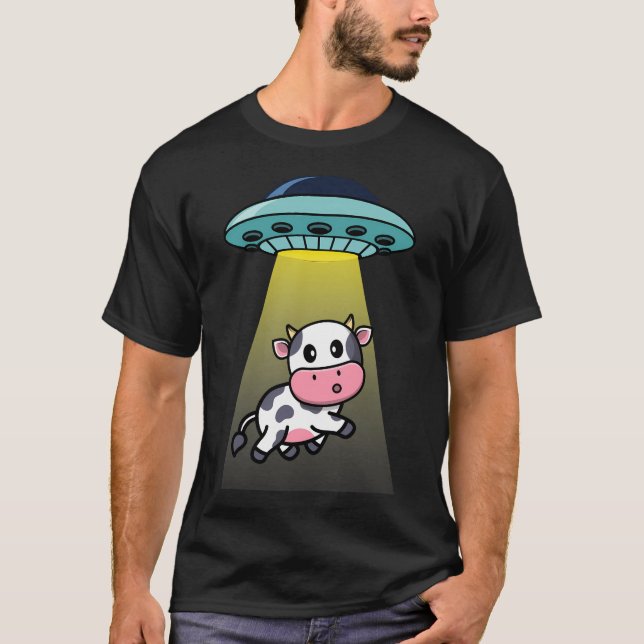 Alien Cow Abduction Flying Ufo T-Shirt (Front)