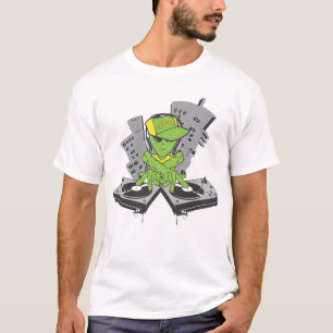 Alien DJ in colour T-Shirt