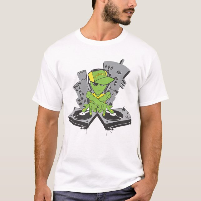 Alien DJ in colour T-Shirt (Front)