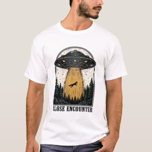 Alien Forest Abduction Vintage UFO Engraving T-Shirt
