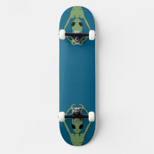 Alien Heart Pose Skateboard