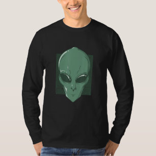 Alien in green T-Shirt