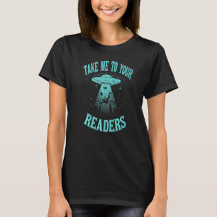 Alien Reading Pun Book Nerd T-Shirt