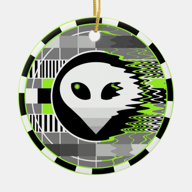 Alien TV Round ceramic ornament (Front)