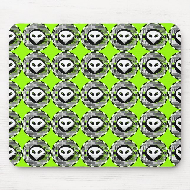 Alien TV Round multi mousepad green (Front)