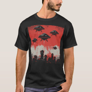 Alien Ufo Ships Invasion War Pixel Vintage Retro T-Shirt