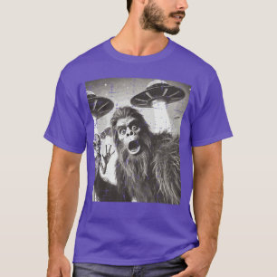 Alien UFO Sie Funny Sasquatch Meme Men Women boy T-Shirt