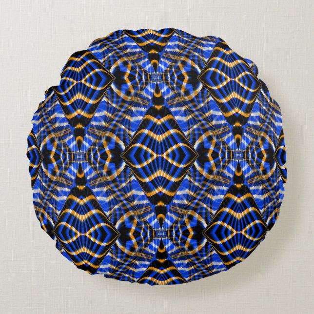Alien watch.... round cushion (Front)