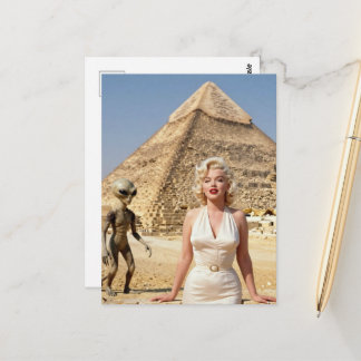 Aliens and a Pinup at the pyramid AI generated art Postcard