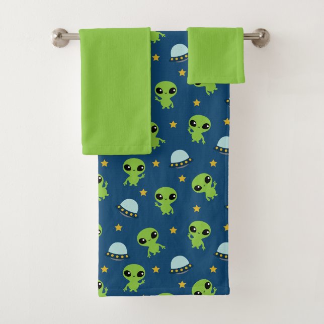Aliens Bath Towel Set (Insitu)