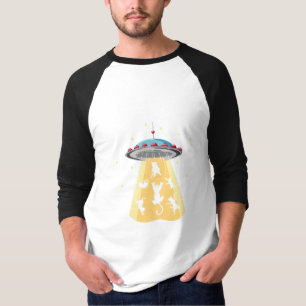 aliens spaceship cats cats lover design T-Shirt